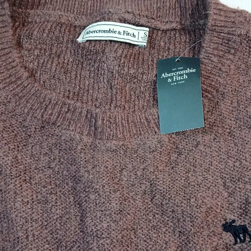 Abercrombie & Fitch Mens New w/Tags Plum Lightweight Pullover - Small
